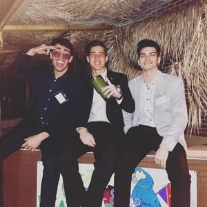 Meet your Posher, Nicholas